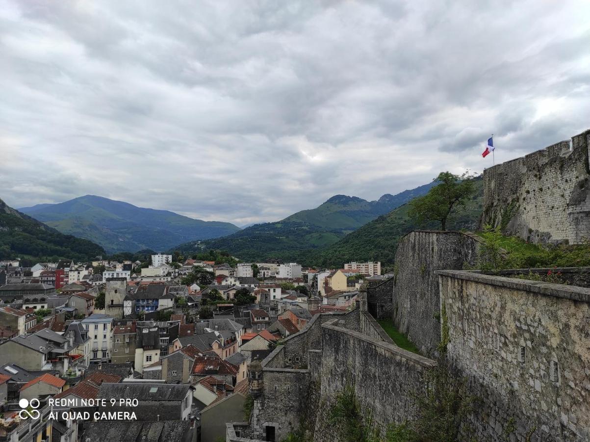 Résidence SERENITY--WIFI--CENTRE VILLE--SANCTUAIRES Lourdes Esterno foto